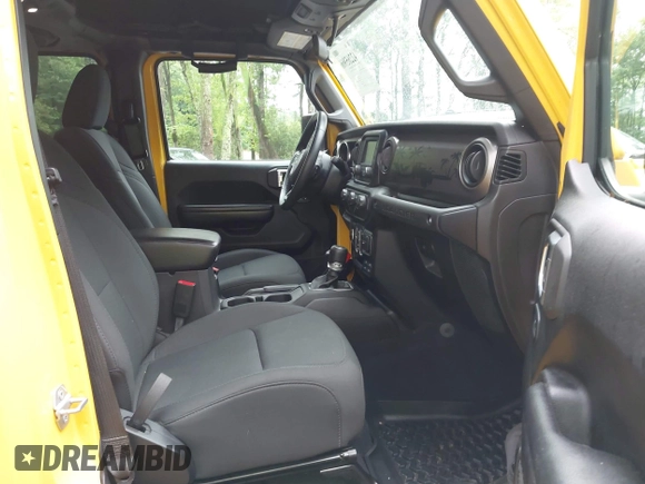 2019 Jeep Wrangler Unlimited Sport S z VIN 1C4HJXDNXKW565788, wystawiony jako IAAI lot #42265966 z przebiegiem 10 695 mil mil oraz . Historia ofert i sprzedaży dostępna na DreamBid. Obrazek 5.