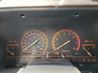 1984 Nissan 300ZX GS z VIN JN1HZ16S3EX004049, wystawiony jako Copart lot #47688245 z przebiegiem 121 060 mil mil oraz Czysty tytuł • Clean title. Historia ofert i sprzedaży dostępna na DreamBid. Obrazek 9.