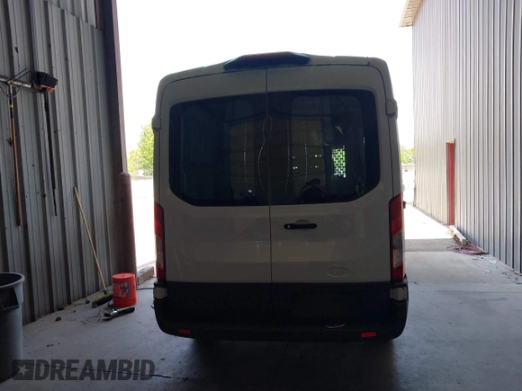 2018 Ford Transit с VIN 1FTYE1CMXJKB42368, выставлен на аукционе IAAI как лот 42449158 с пробегом 115 735 миль миль и . История ставок и продаж доступна на DreamBid. Изображение 15.