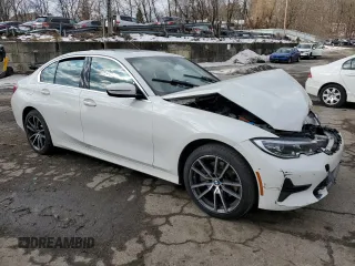 2021 BMW 3 Series 330i xDrive with VIN 3MW5R7J02M8B69061, listed as a Copart auction lot 42602125 with 0 mi miles and Salvage Title. Bid and sale history available at carsss.com. Image 4.