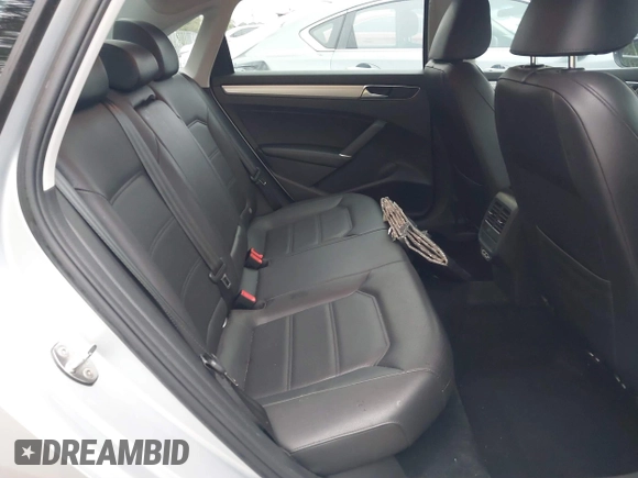 2019 Volkswagen Passat 2.0T Wolfsburg Edition with VIN 1VWLA7A3XKC007385, listed as a IAAI auction lot 41409014 with 36,208 mi miles. Bid and sale history available at carsss.com. Image 8.
