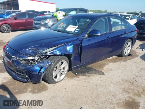 2016 BMW 3 Series 328i z VIN WBA8E9C53GP847688, wystawiony jako IAAI lot #42083854 z przebiegiem 53 725 mil mil oraz . Historia ofert i sprzedaży dostępna na DreamBid. Obrazek 2.