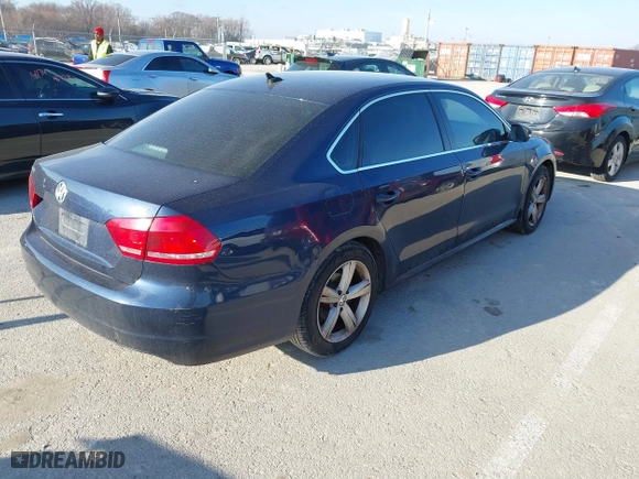 2013 Volkswagen Passat SE with VIN 1VWBP7A3XDC106575, listed as a IAAI auction lot 41856366 with 216,897 mi miles. Bid and sale history available at carsss.com. Image 4.