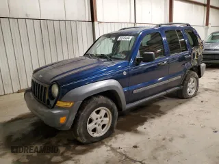 2005 Jeep Liberty Sport with VIN 1J4GL48K75W711132, listed as a Copart auction lot 86245404 with 101,676 mi miles and Salvage Title. Bid and sale history available at carsss.com. Image 1.