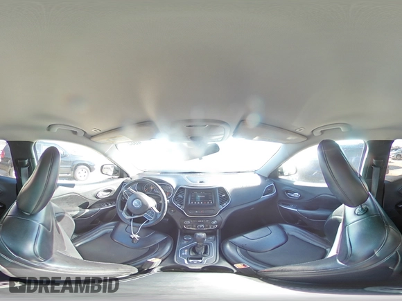 2019 Jeep Cherokee Latitude Plus с VIN 1C4PJMLB9KD393752, выставлен на аукционе Copart как лот 46051755 с пробегом 142 203 миль миль и Списание • Salvage title. История ставок и продаж доступна на DreamBid. Изображение 16.