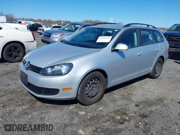 2013 Volkswagen Jetta SportWagen S with VIN 3VWPP7AJXDM610157, listed as a IAAI auction lot 41890160 with 147,567 mi miles. Bid and sale history available at carsss.com. Image 17.