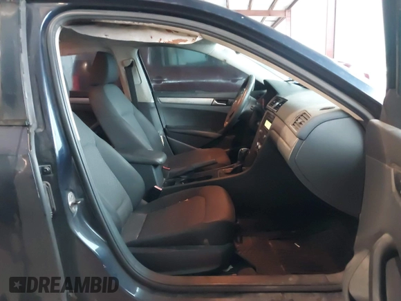 2012 Volkswagen Passat S w/Appearance with VIN 1VWAP7A36CC084875, listed as a IAAI auction lot 42088548 with 191,002 mi miles. Bid and sale history available at carsss.com. Image 5.