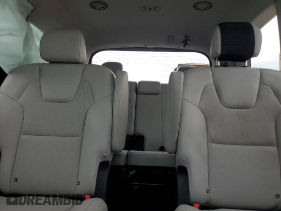 2022 Kia Telluride S with VIN 5XYP64HC3NG304606, listed as a Copart auction lot 60251245 with 33,514 mi miles and Salvage title. Bid and sale history available at DreamBid. Image 10.