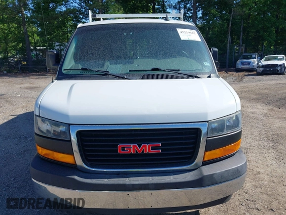 2019 GMC Savana Cargo z VIN 1GTW7AFG8K1304433, wystawiony jako IAAI lot #42219322 z przebiegiem 172 315 mil mil oraz . Historia ofert i sprzedaży dostępna na DreamBid. Obrazek 6.