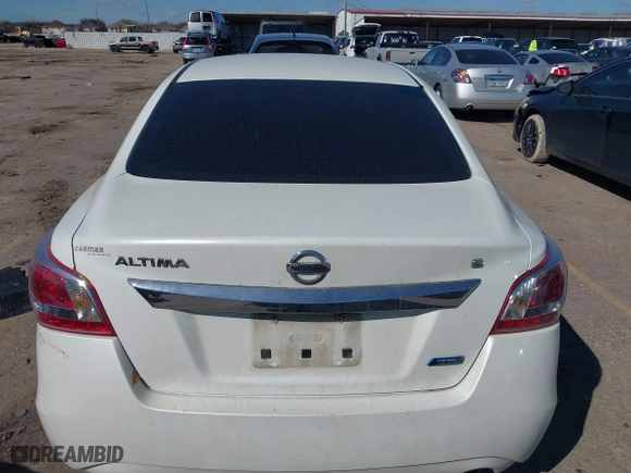 2013 Nissan Altima 2.5 SL with VIN 1N4AL3AP4DC116143, listed as a IAAI auction lot 41645370 with 183,804 mi miles. Bid and sale history available at carsss.com. Image 16.