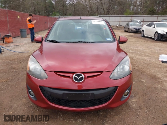 2014 Mazda 2 Touring with VIN JM1DE1LYXE0176541, listed as a IAAI auction lot 41794401 with 133,350 mi miles. Bid and sale history available at carsss.com. Image 13.