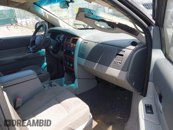 2008 Dodge Durango SLT z VIN 1D8HB48N28F128853, wystawiony jako IAAI lot #42567089 z przebiegiem 220 364 mil mil oraz . Historia ofert i sprzedaży dostępna na DreamBid. Obrazek 5.
