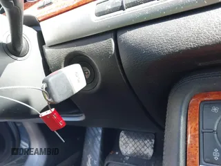 2006 Audi A8 4.2L with VIN WAUML44E06N019260, listed as a IAAI auction lot 40909905 with Not provided miles and . Bid and sale history available at DreamBid. Image 11.