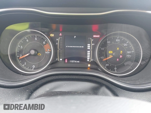 2019 Jeep Cherokee Latitude z VIN 1C4PJLCB2KD120503, wystawiony jako IAAI lot #42206232 z przebiegiem 115 714 mil mil oraz . Historia ofert i sprzedaży dostępna na DreamBid. Obrazek 7.
