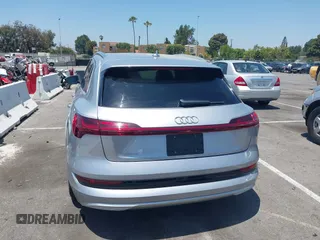 2019 Audi e-tron Prestige with VIN WA1VAAGE9KB010814, listed as a IAAI auction lot 42632795 with 90,497 mi miles and . Bid and sale history available at DreamBid. Image 15.
