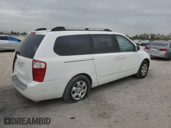 2007 Kia Sedona LX with VIN KNDMB233776147825, listed as a Copart auction lot 83355334 with 243,541 mi miles and Clean Title. Bid and sale history available at carsss.com. Image 3.