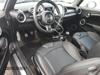 2013 MINI Convertible S with VIN WMWZP3C55DT297215, listed as a Copart auction lot 87995095 with Not provided miles and Salvage title. Bid and sale history available at DreamBid. Image 8.