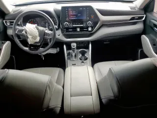 2020 Toyota Highlander XLE with VIN 5TDGZRAH7LS013584, listed as a Copart auction lot 47637525 with 34,100 mi miles and Salvage Title. Bid and sale history available at carsss.com. Image 8.