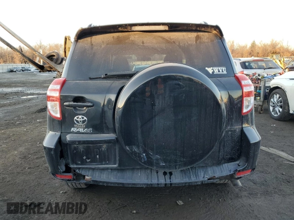 2011 Toyota RAV4 Sport z VIN 2T3WK4DV4BW011048, wystawiony jako Copart lot #85466214 z przebiegiem 187 645 mil mil oraz Szkoda całkowita • Salvage title. Historia ofert i sprzedaży dostępna na DreamBid. Obrazek 6.