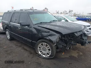 2012 Lincoln Navigator z VIN 5LMJJ3H50CEL08272, wystawiony jako IAAI lot #41500764 z przebiegiem Nie podano mil oraz . Historia ofert i sprzedaży dostępna na DreamBid. Obrazek 1.