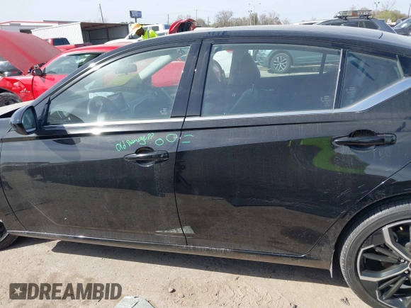 2023 Nissan Altima SR z VIN 1N4BL4CV6PN384206, wystawiony jako IAAI lot #41753570 z przebiegiem 32 594 mil mil oraz . Historia ofert i sprzedaży dostępna na DreamBid. Obrazek 15.
