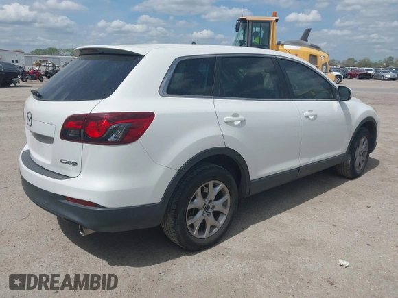 2015 Mazda CX-9 Sport with VIN JM3TB2BV7F0452071, listed as a IAAI auction lot 41895074 with 122,101 mi miles and . Bid and sale history available at carsss.com. Image 4.