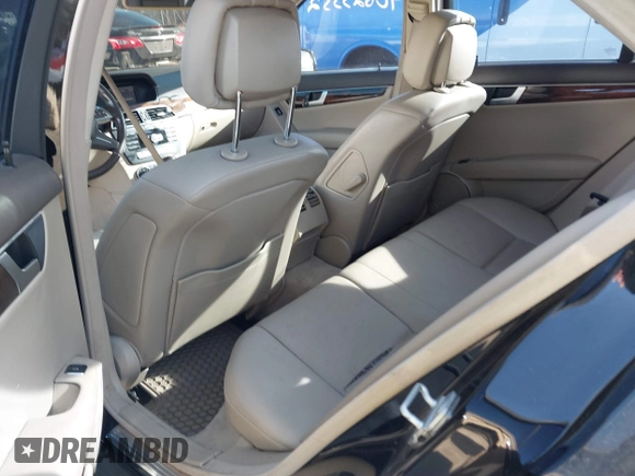 2013 Mercedes-Benz C-Class C 250 Sport with VIN WDDGF4HB8DR269848, listed as a IAAI auction lot 40823352 with 110,439 mi miles. Bid and sale history available at carsss.com. Image 8.