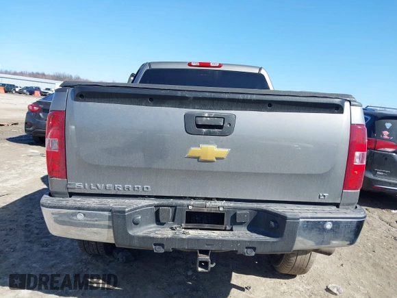 2013 Chevrolet Silverado 1500 LT with VIN 3GCPKSE79DG160065, listed as a IAAI auction lot 41793112 with 112,209 mi miles and . Bid and sale history available at DreamBid. Image 17.