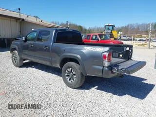 2023 Toyota Tacoma SR5 z VIN 3TMDZ5BN1PM163714, wystawiony jako IAAI lot #41814446 z przebiegiem 14 069 mil mil oraz . Historia ofert i sprzedaży dostępna na DreamBid. Obrazek 3.