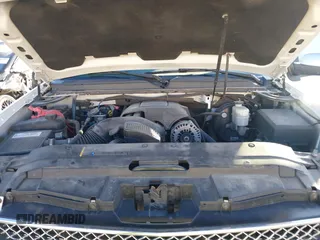 2007 Chevrolet Avalanche 3LT z VIN 3GNFK12367G277363, wystawiony jako IAAI lot #41395929 z przebiegiem 149 864 mil mil oraz . Historia ofert i sprzedaży dostępna na DreamBid. Obrazek 10.