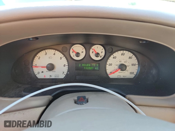 2005 Mercury Sable LS Premium with VIN 1MEFM59S25A604780, listed as a Copart auction lot 62909095 with 113,909 mi miles and Non repairable. Bid and sale history available at DreamBid. Image 9.