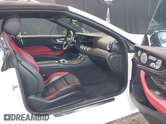 2019 Mercedes-Benz E 53 AMG with VIN WDD1K6BBXKF098282, listed as a IAAI auction lot 41482524 with 29,505 mi miles and . Bid and sale history available at DreamBid. Image 5.