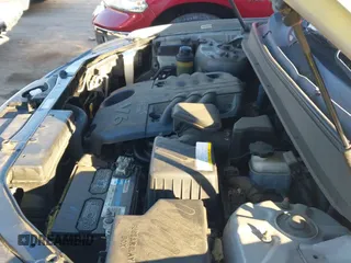 2009 Hyundai Santa Fe SE z VIN 5NMSH13E09H249412, wystawiony jako IAAI lot #43552514 z przebiegiem 220 201 mil mil oraz . Historia ofert i sprzedaży dostępna na DreamBid. Obrazek 12.