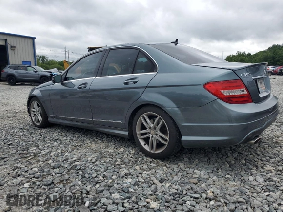 2012 Mercedes-Benz C 300 Sport с VIN WDDGF8BB5CF866696, выставлен на аукционе Copart как лот 61167465 с пробегом 174 506 миль миль и Чистый • Clean title. История ставок и продаж доступна на DreamBid. Изображение 2.