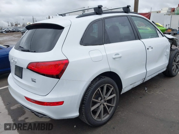 2016 Audi Q5 Premium Plus with VIN WA1D7AFP6GA004866, listed as a IAAI auction lot 41794107 with 66,186 mi miles. Bid and sale history available at carsss.com. Image 4.