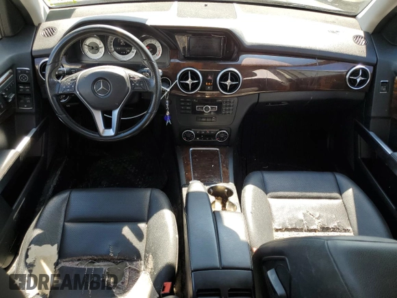2015 Mercedes-Benz GLK 350 with VIN WDCGG8JB4FG410576, listed as a Copart auction lot 70477134 with 85,912 mi miles and Salvage Title. Bid and sale history available at DreamBid. Image 8.