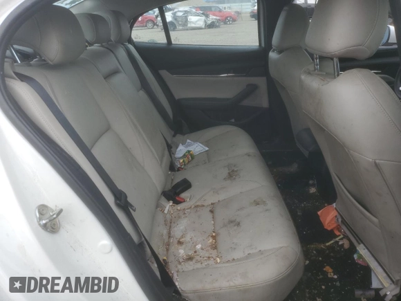 2023 Mazda 3 S Preferred with VIN 3MZBPACMXPM356324, listed as a Copart auction lot 49996295 with 32,173 mi miles and Clean Title. Bid and sale history available at DreamBid. Image 10.