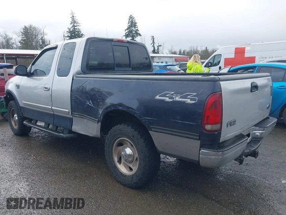 2000 Ford F-150 XL z VIN 1FTRX18L8YKA72409, wystawiony jako IAAI lot #41928360 z przebiegiem 167 251 mil mil oraz . Historia ofert i sprzedaży dostępna na DreamBid. Obrazek 3.