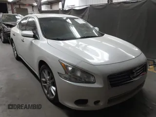 2013 Nissan Maxima SV with VIN 1N4AA5AP6DC822130, listed as a IAAI auction lot 42076155 with 132,593 mi miles and . Bid and sale history available at carsss.com. Image 1.