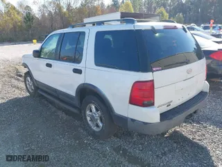 2003 Ford Explorer XLT with VIN 1FMZU73K33UC25586, listed as a IAAI auction lot 41167676 with 1 mi miles. Bid and sale history available at carsss.com. Image 3.