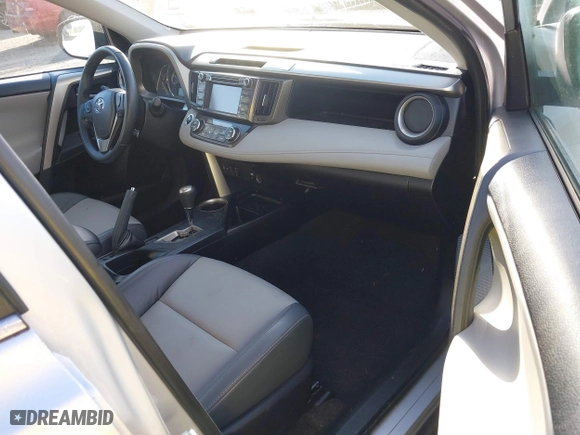2015 Toyota RAV4 Limited with VIN 2T3DFREV5FW290572, listed as a IAAI auction lot 40566258 with 70,431 mi miles. Bid and sale history available at carsss.com. Image 5.