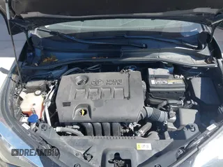 2021 Toyota C-HR LE with VIN NMTKHMBX4MR120064, listed as a IAAI auction lot 41912166 with 61,402 mi miles and . Bid and sale history available at DreamBid. Image 10.