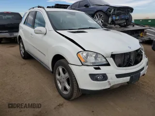 2008 Mercedes-Benz M 320 CDI with VIN 4JGBB22E18A421458, listed as a Copart auction lot 81828594 with 209,765 mi miles and Salvage Title. Bid and sale history available at carsss.com. Image 4.