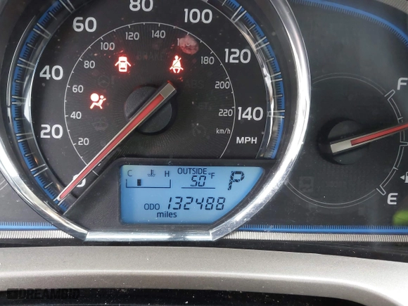 2015 Toyota RAV4 Limited with VIN 2T3YFREV2FW167829, listed as a IAAI auction lot 41504747 with 132,488 mi miles. Bid and sale history available at carsss.com. Image 15.