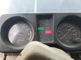1991 Isuzu Trooper z VIN JACCH58E3M7900325, wystawiony jako Copart lot #79525294 z przebiegiem 146 593 mil mil oraz Czysty tytuł • Clean title. Historia ofert i sprzedaży dostępna na DreamBid. Obrazek 9.