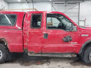 2005 Ford F-250 XL с VIN 1FTSX21P35EA21043, выставлен на аукционе IAAI как лот 41348530 с пробегом 133 202 миль миль и . История ставок и продаж доступна на DreamBid. Изображение 14.