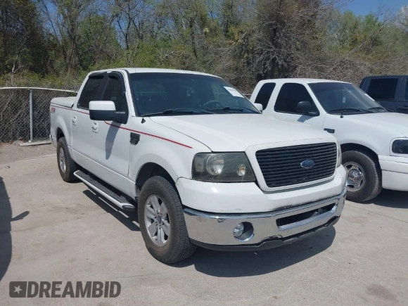 2008 Ford F-150 XL with VIN 1FTRW12W48KB81746, listed as a IAAI auction lot 41869042 with 224,104 mi miles. Bid and sale history available at carsss.com. Image 1.