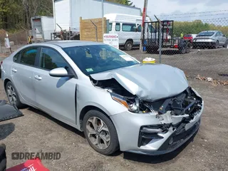 2021 Kia Forte LXS with VIN 3KPF24AD2ME333097, listed as a IAAI auction lot 42171293 with 29,875 mi miles and . Bid and sale history available at DreamBid. Image 1.
