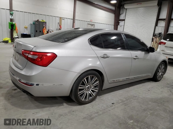 2014 Kia Cadenza Premium with VIN KNALN4D75E5138704, listed as a Copart auction lot 49497395 with 146,812 mi miles and Clean Title. Bid and sale history available at carsss.com. Image 3.
