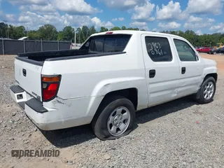 2008 Honda Ridgeline RT z VIN 2HJYK162X8H521287, wystawiony jako IAAI lot #39630961 z przebiegiem Nie podano mil oraz . Historia ofert i sprzedaży dostępna na DreamBid. Obrazek 4.